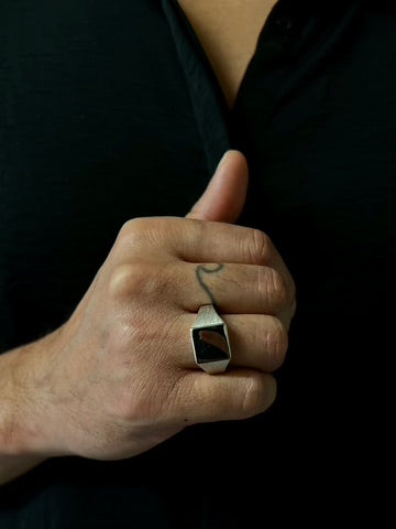Sir Bernard - Silver Ring with Brushed and High Polished Surface